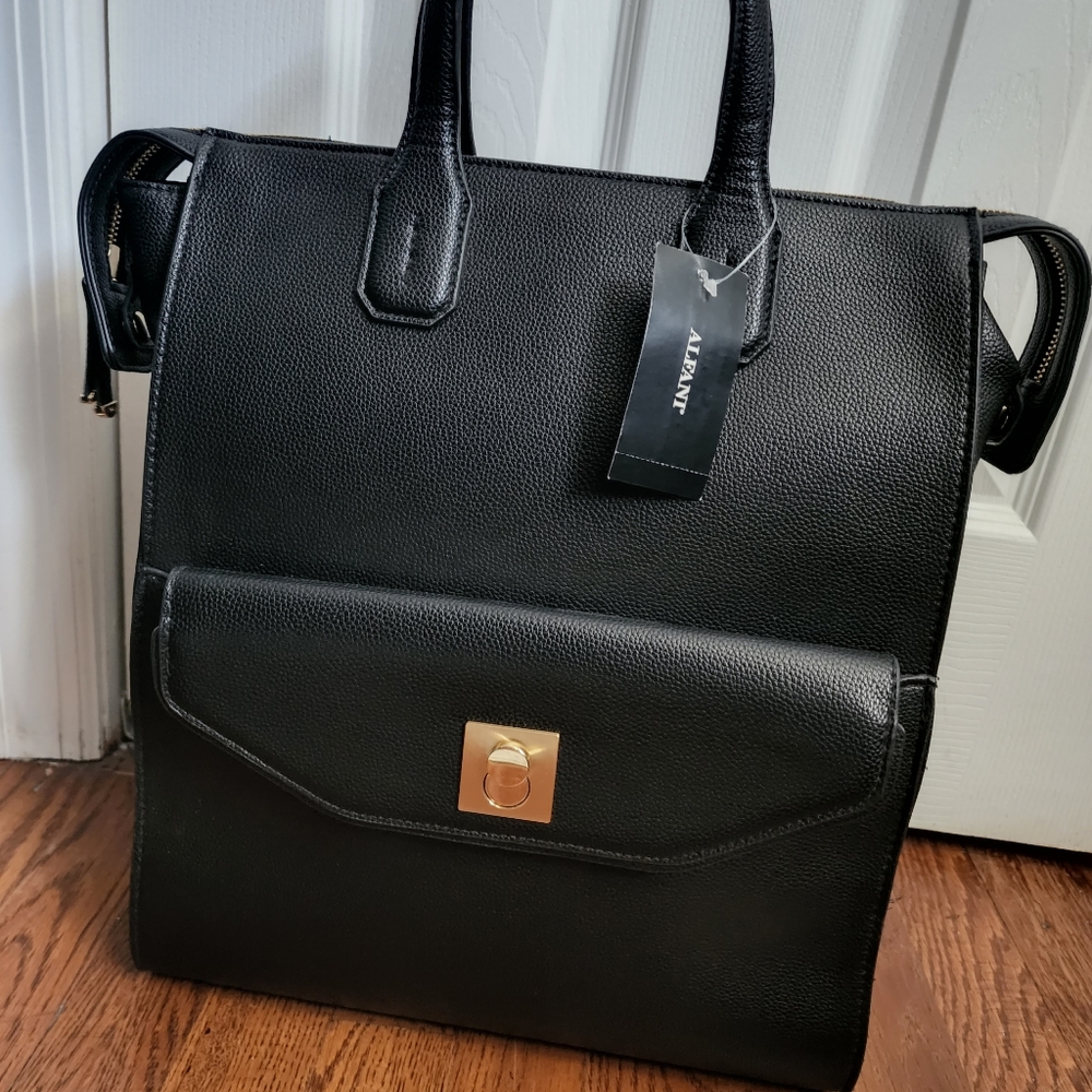 Chic backpack with laptop sleeve built-in